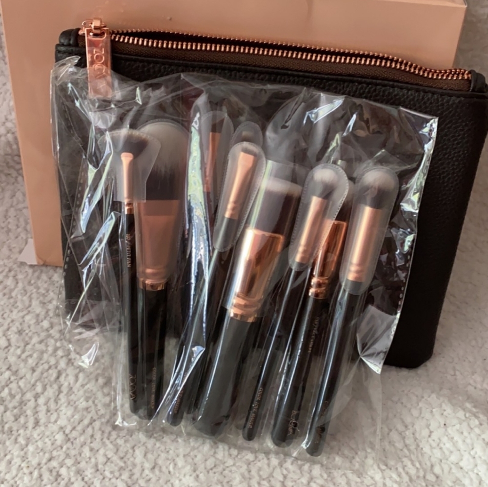 Zoeva brush set